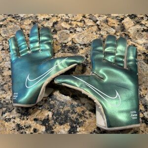 Football gloves
